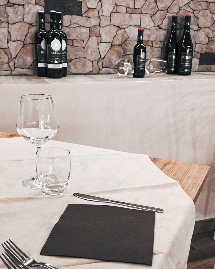 קמיליאטלו סילאנו Lo Sciatore Hotel & Restaurant מראה חיצוני תמונה